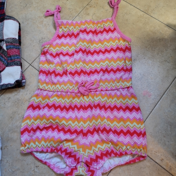 Baby Girl Bundle Dress - Romper - Tights - Picture 9 of 14